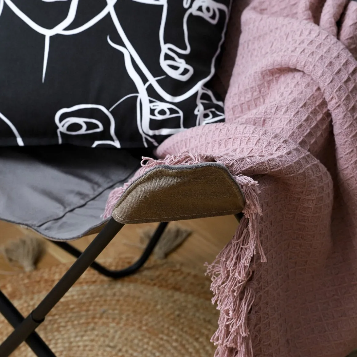 fotel_butterfly_z_metalow_5-1.webp Fotel Butterfly Z Metalowa Rama Welur 70X80X102 Cm