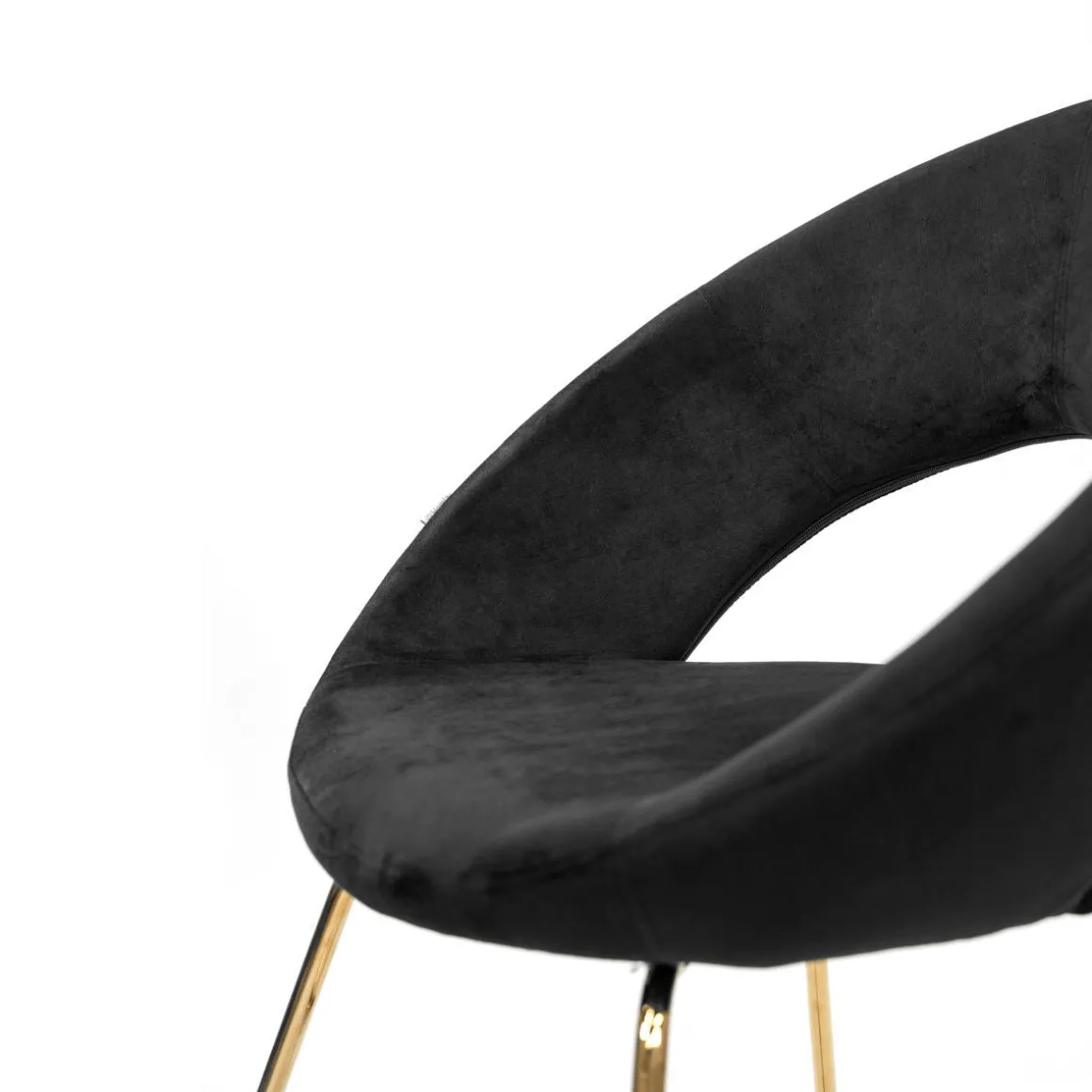 fotel_jared_welurowe_czar_4.webp Fotel Jared Welurowe Czarne 73X47X84 Cm