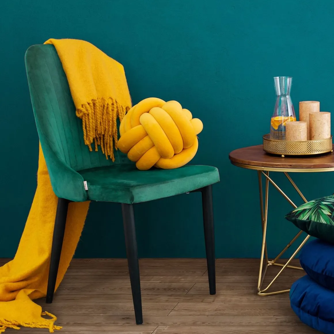 krzeslo_louis_welurowe_zi_4.webp Krzeslo Louis Welurowe Zielone 44X59X88 Cm