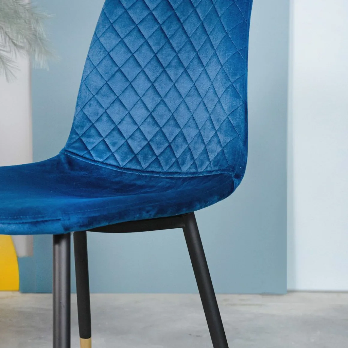 krzeslo_noir_welurowe_gra_4.webp Krzeslo Noir Welurowe Granatowe 44X52X85Cm