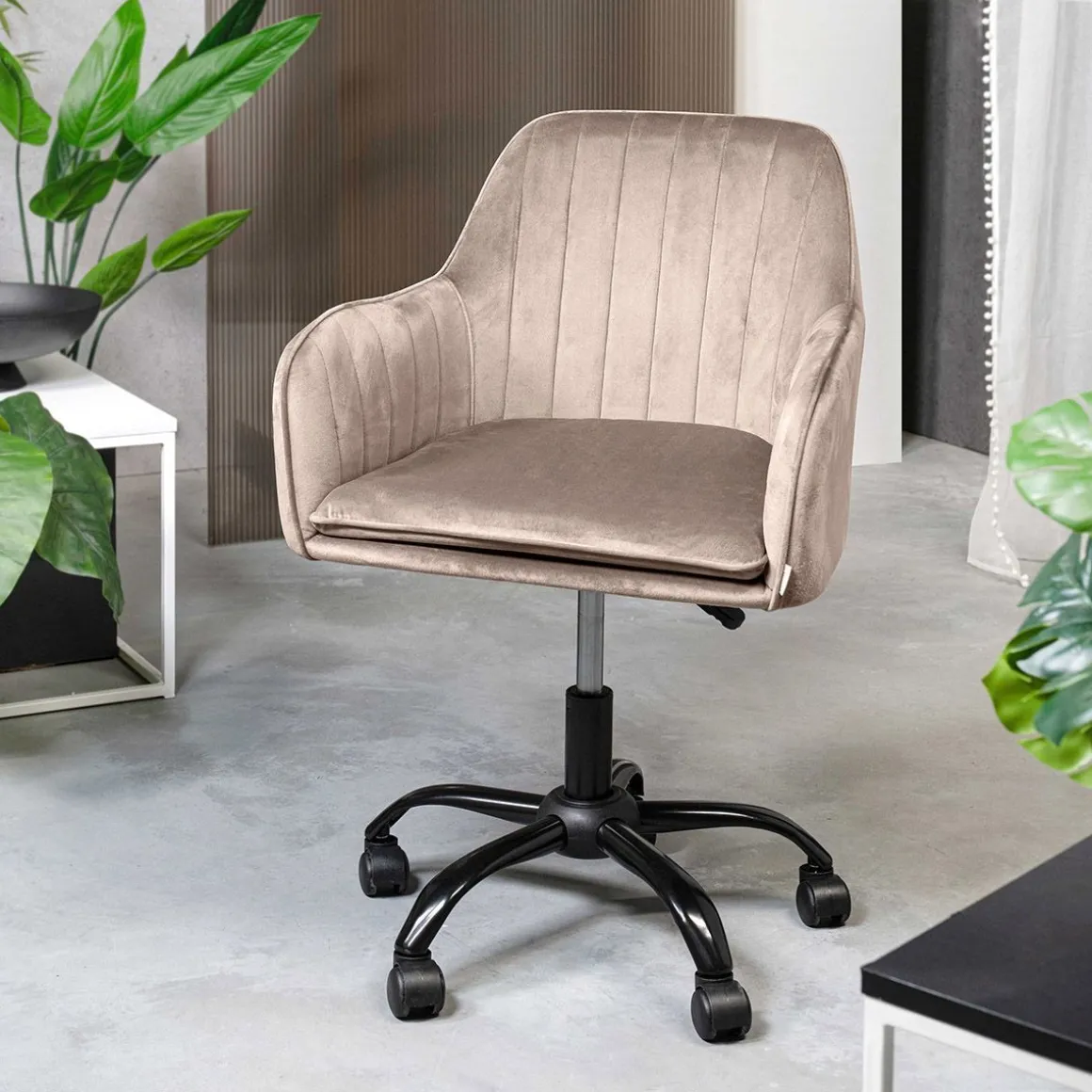 krzeslo_teill_welurowe_ob_0.webp Krzeslo Teill Welurowe Obrotowe Bezowe 55X55X90Cm