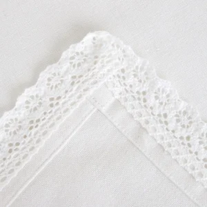 Obrus Asen Z Koronkowym Wykonczeniem 130X180