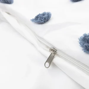 Pościel Nivell Z Mikrofibry Z Niebieskimi Pomponami 200X220 Cm