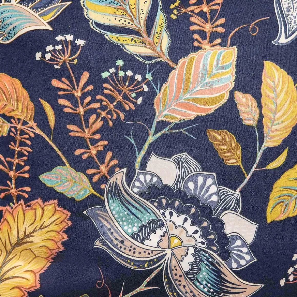 pociel_otamo_z_mikrofibry_5.webp Pościel Otamo Z Mikrofibry W Liscie I Kwiaty 200X220 Cm