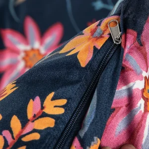 Pościel Vabel Z Mikrofibry Granatowa W Liscie I Kwiaty 200X220 Cm