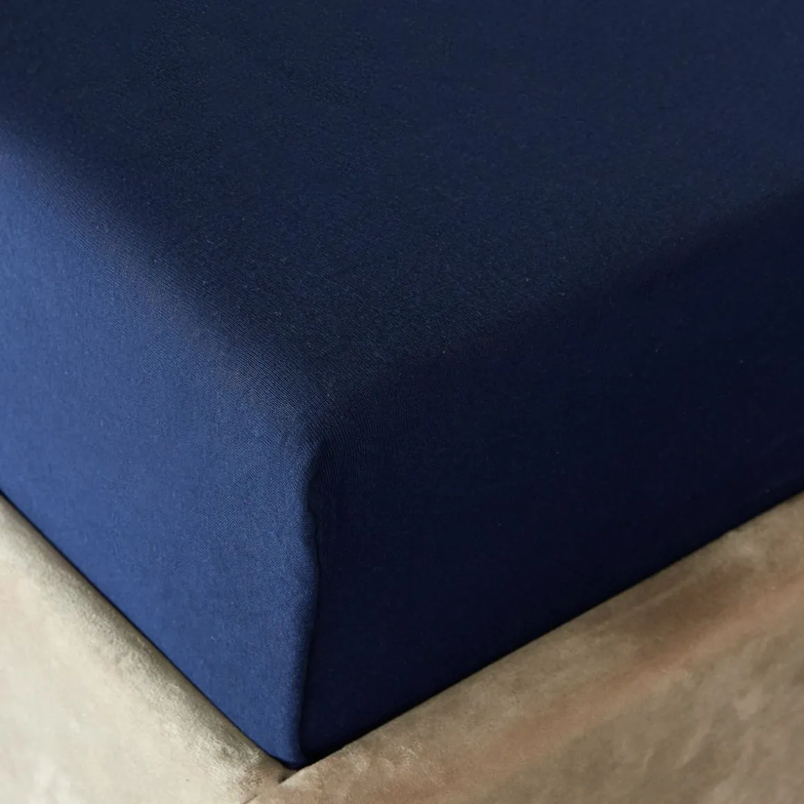 przescieradlo_claire_jers_0-4.webp Przescieradlo Claire Jersey Granatowe 180X200 Cm