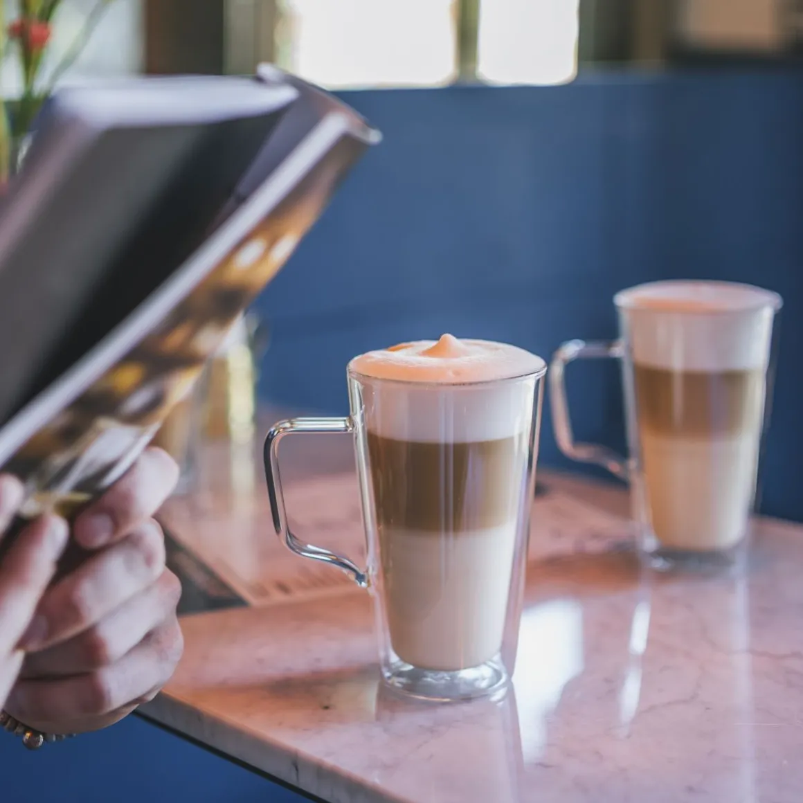 zestaw_szklanek_diva_z_po_4-1.webp Zestaw Szklanek Diva Z Podwojna Scianka 2 Szt. 350 Ml