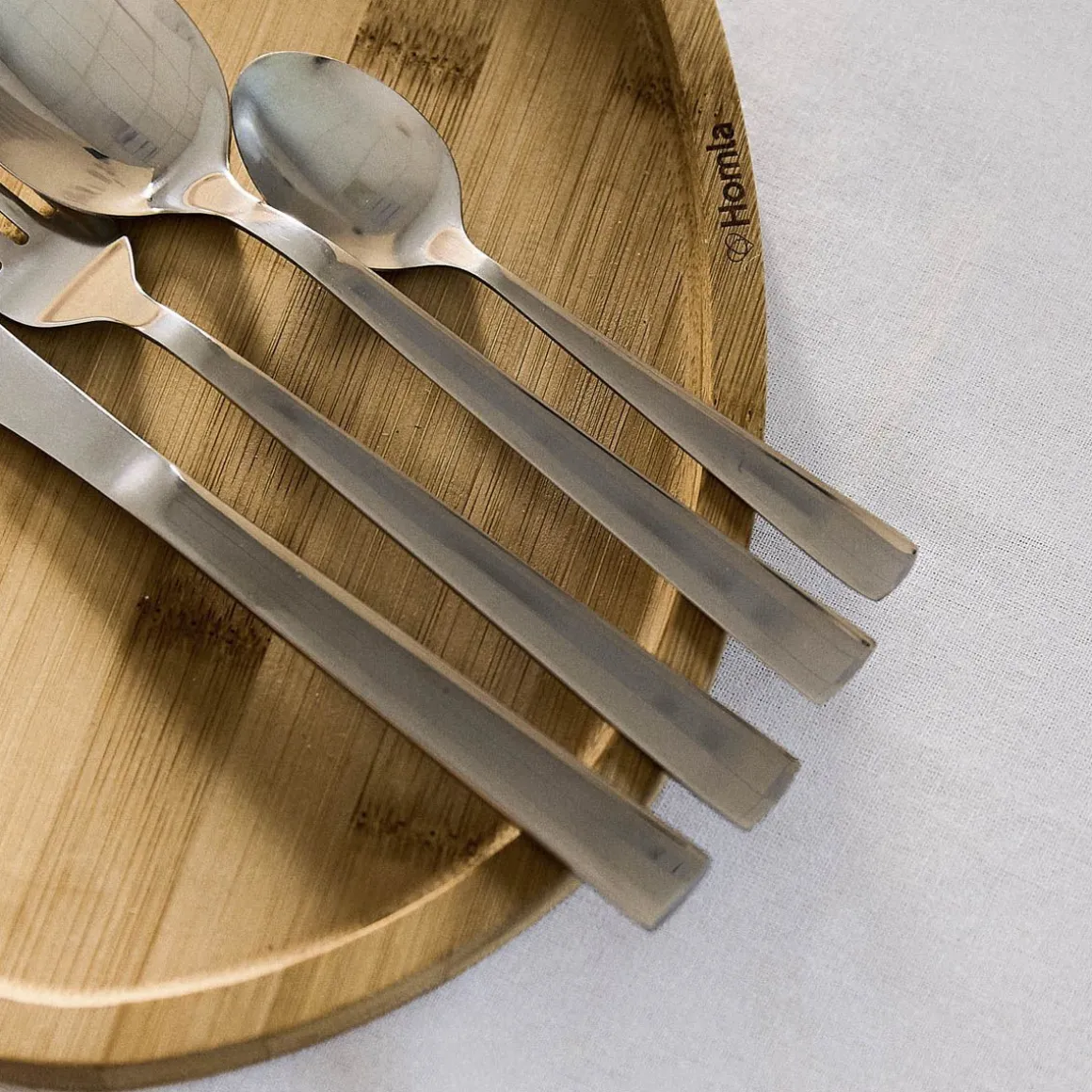 zestaw_sztucw_fabro_srebr_5.webp Zestaw Sztućców Fabro Srebrnych 24 Szt.